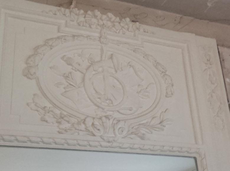 Trumeau de style Louis XVI aux instruments de musique Trumeau de style Louis XVI aux instruments de musique-2