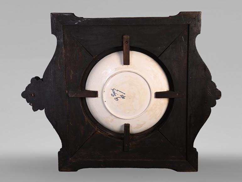 B&Cie (porcelaine), Charles POYARD (estampeur), Félix FLICK (peintre), Plat d’ornement au portrait d’une Berbère dans son cadre en bois, 1878 B&Cie (porcelaine), Charles POYARD (estampeur), Félix FLICK (peintre), Plat d’ornement au portrait d’une Berbère dans son cadre en bois, 1878-7