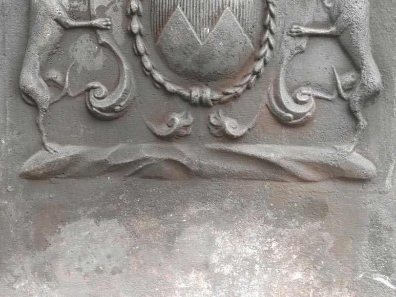 Plaque de cheminée aux levriers, 1774 Plaque de cheminée aux levriers, 1774-5