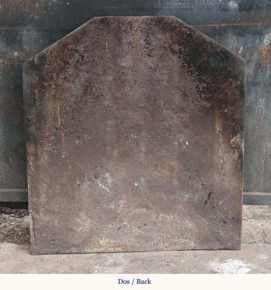 Plaque de cheminée aux levriers, 1774 Plaque de cheminée aux levriers, 1774-6