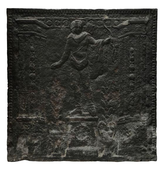 Plaque de cheminée à l'Appolon du Belvédère Plaque de cheminée à l'Appolon du Belvédère-0