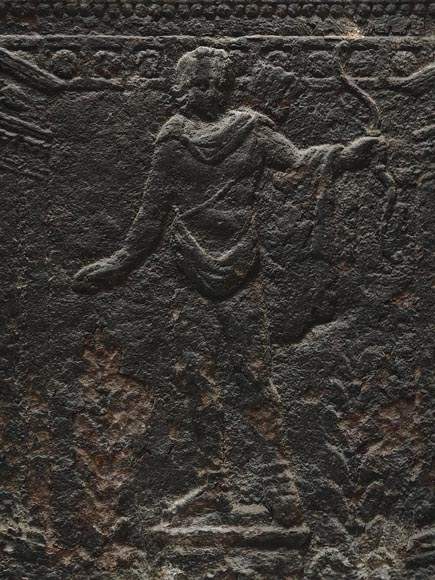 Plaque de cheminée à l'Appolon du Belvédère Plaque de cheminée à l'Appolon du Belvédère-1