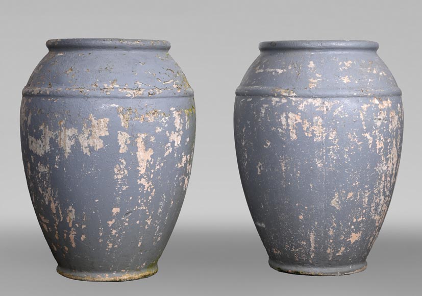 Willy Guhl, Paire de jardinières en forme d’urnes, années 1950-1960 Willy Guhl, Paire de jardinières en forme d’urnes, années 1950-1960-0