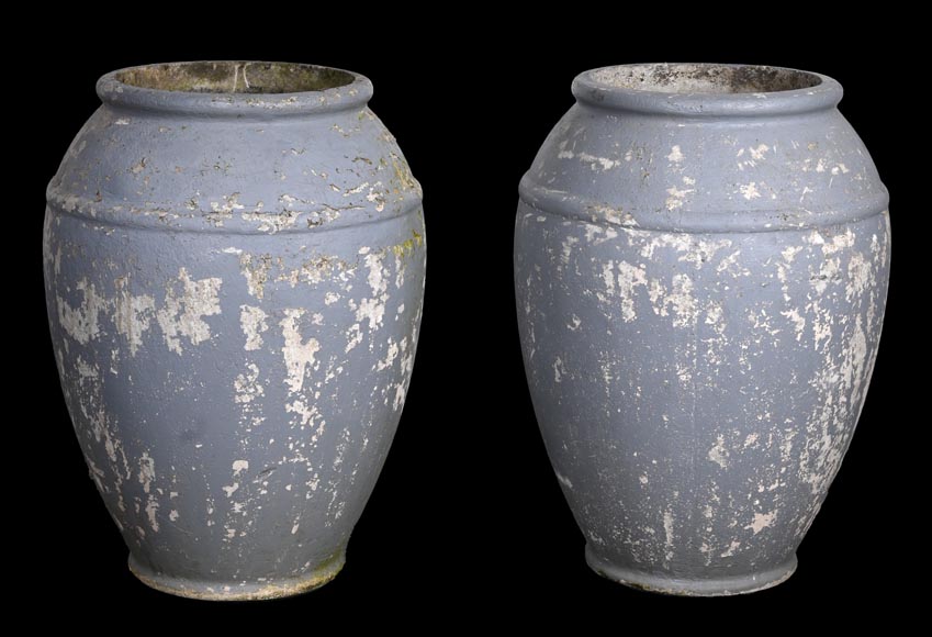 Willy Guhl, Paire de jardinières en forme d’urnes, années 1950-1960 Willy Guhl, Paire de jardinières en forme d’urnes, années 1950-1960-1