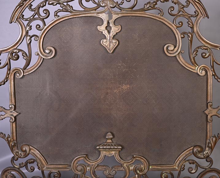 Pare-étincelle à heaumes en bronze, XIXe siècle Pare-étincelle à heaumes en bronze, XIXe siècle-1