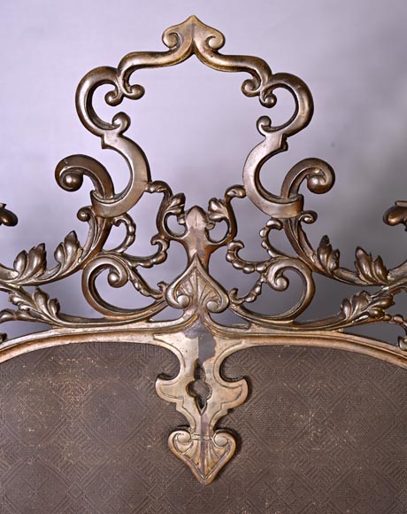 Pare-étincelle à heaumes en bronze, XIXe siècle Pare-étincelle à heaumes en bronze, XIXe siècle-2