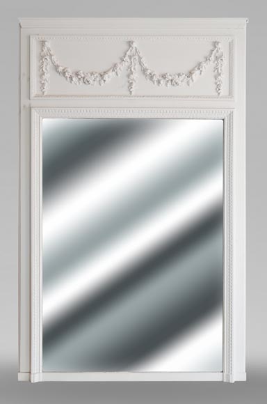 Trumeau de style Louis XVI décoré d'une guirlande de fleurs Trumeau de style Louis XVI décoré d'une guirlande de fleurs-0