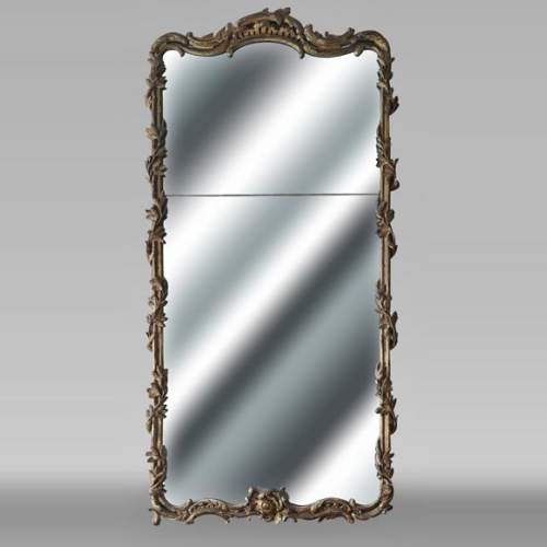 Trumeau d'époque Louis XV guirlande d'olivier, en bois sculpté