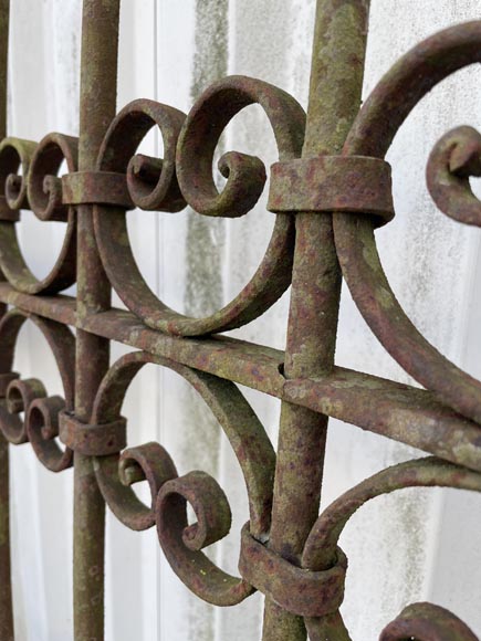 Trois Portails Ouvrants en Fer Forgé avec Châssis – Vers 1850 Trois Portails Ouvrants en Fer Forgé avec Châssis – Vers 1850-7