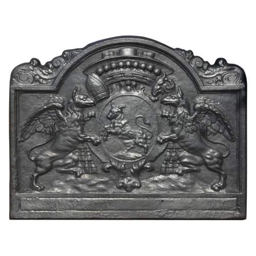 Importante plaque de cheminée aux armoiries de David-Nicolas de Berthier, au taureau encadré de deux griffons