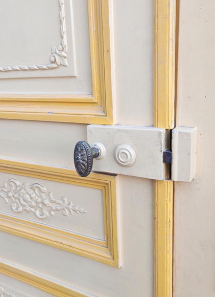 Paire de double porte de style Louis XVI en bois sculpté Paire de double porte de style Louis XVI en bois sculpté-3