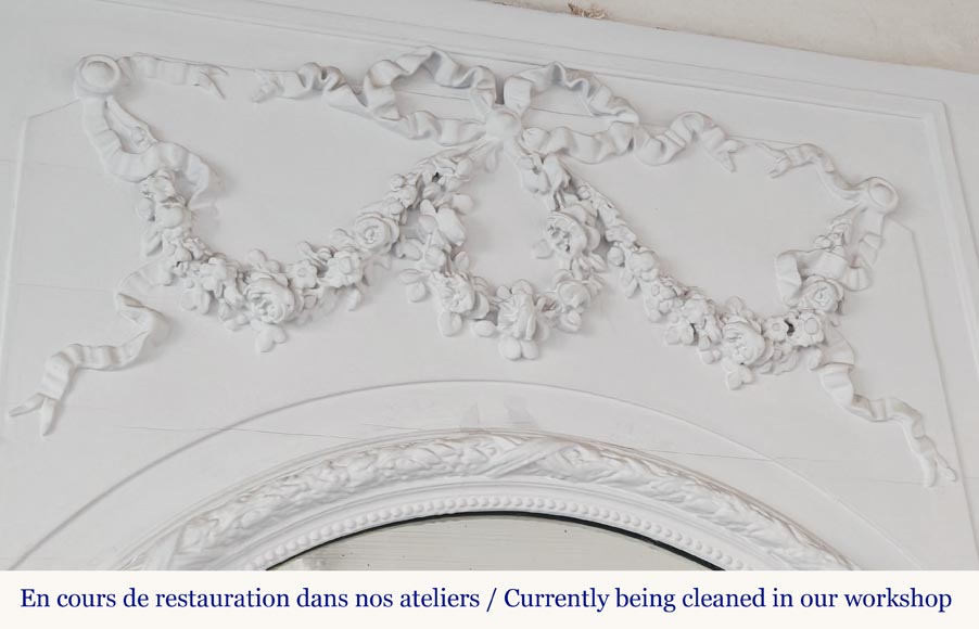 Trumeau de style Louis XVI aux guirlandes végétales Trumeau de style Louis XVI aux guirlandes végétales-2