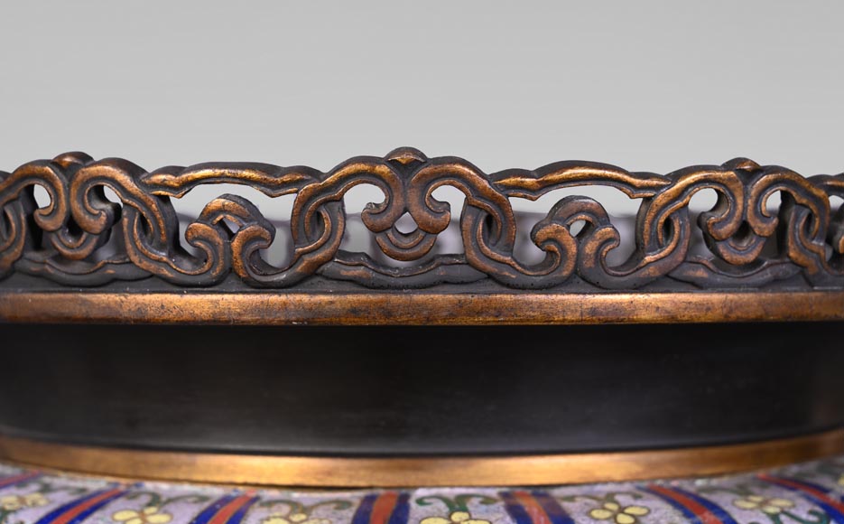 Cache-pot, bronze et cloisonnés, attribué à l’Escalier de cristal Cache-pot, bronze et cloisonnés, attribué à l’Escalier de cristal-3