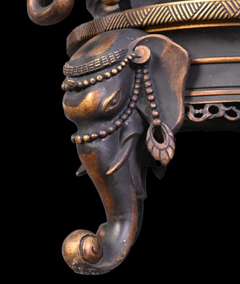 Cache-pot, bronze et cloisonnés, attribué à l’Escalier de cristal Cache-pot, bronze et cloisonnés, attribué à l’Escalier de cristal-11