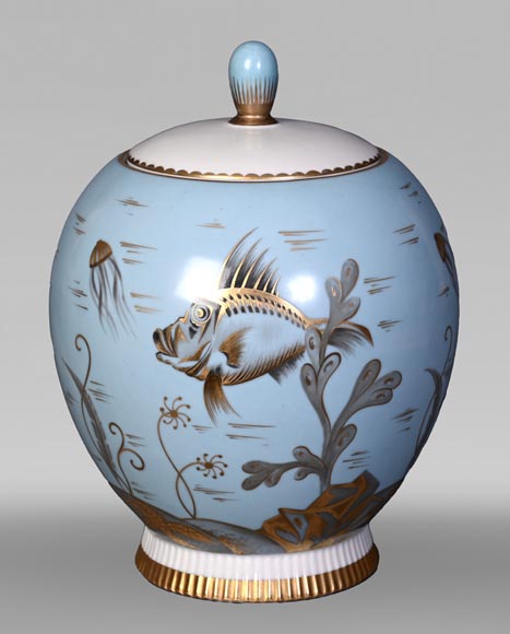 AU VASE ÉTRUSQUE – Vase en porcelaine à décor aquatique AU VASE ÉTRUSQUE – Vase en porcelaine à décor aquatique-0