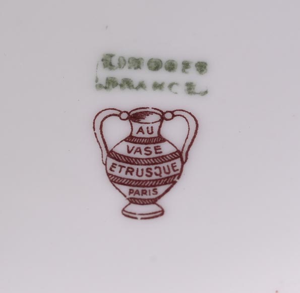 AU VASE ÉTRUSQUE – Vase en porcelaine à décor aquatique AU VASE ÉTRUSQUE – Vase en porcelaine à décor aquatique-9