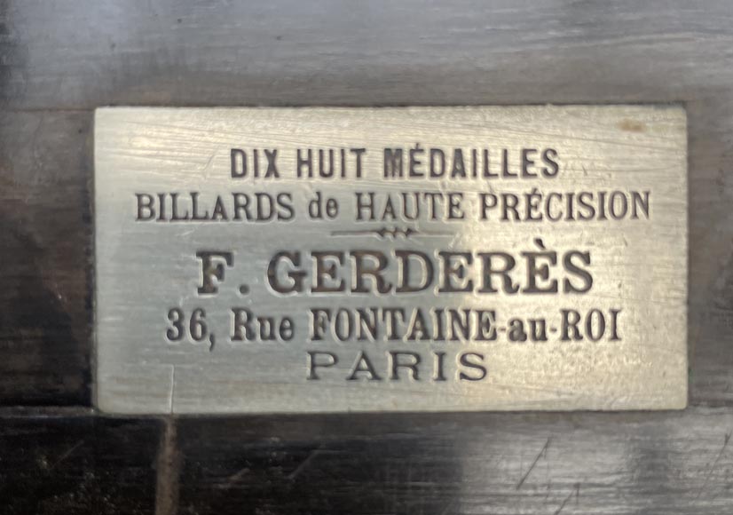 F. GERDERÈS – Billard japonisant en bois doré et sculpté F. GERDERÈS – Billard japonisant en bois doré et sculpté-7