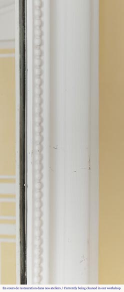 Trumeau style Louis XVI décoré d'un perlé, aux angles arrondis Trumeau style Louis XVI décoré d'un perlé, aux angles arrondis-3