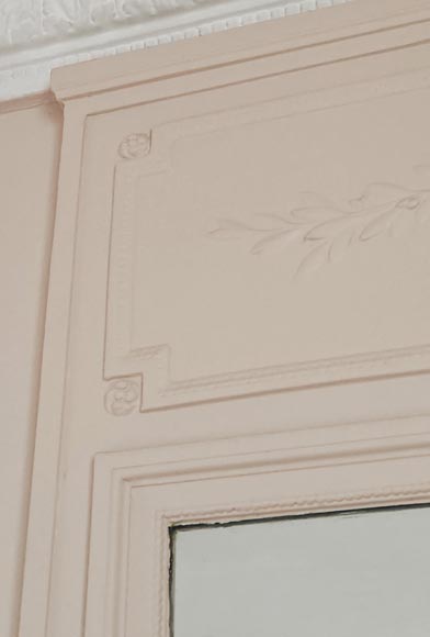 Trumeau de style Louis XVI décoré d'une couronne de laurier Trumeau de style Louis XVI décoré d'une couronne de laurier-3