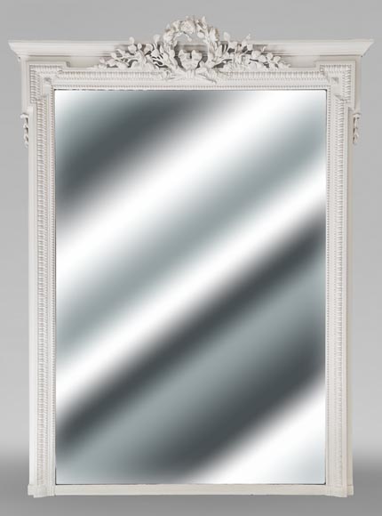 Trumeau de style Louis XVI décoré d'un couronne végétale Trumeau de style Louis XVI décoré d'un couronne végétale-0