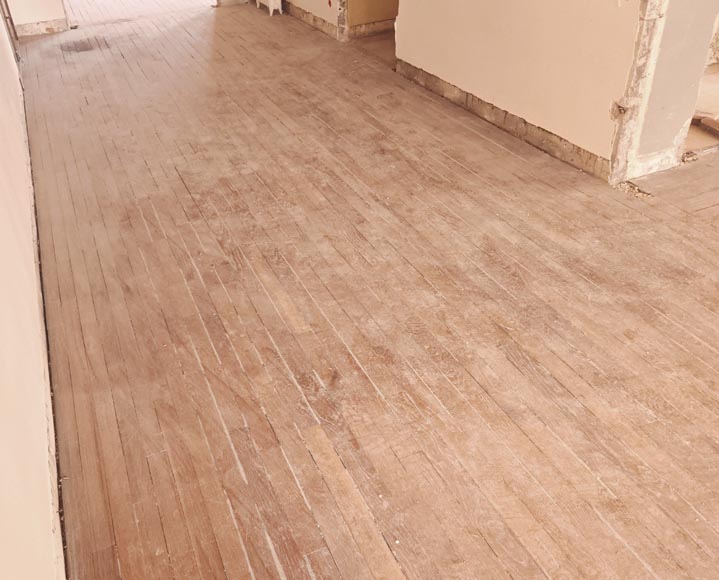 Lot de 11m² de parquet linéaire en chêne en 7,5cm Lot de 11m² de parquet linéaire en chêne en 7,5cm-0