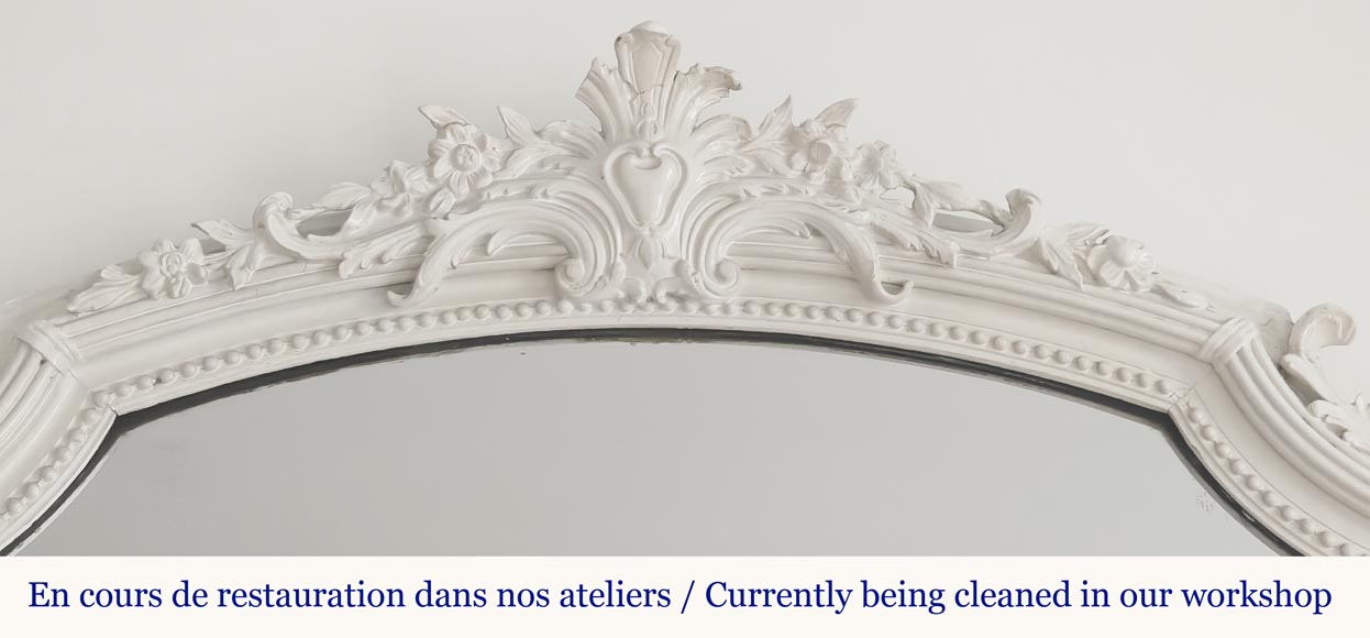 Trumeau de style Régence, richement décoré Trumeau de style Régence, richement décoré-1