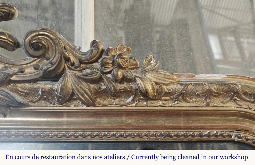 Trumeau de style Régence doré, surmonté d'une coquille Trumeau de style Régence doré, surmonté d'une coquille-2