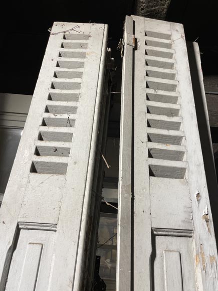 7 paires de volets anciens à persiennes fixes 7 paires de volets anciens à persiennes fixes-2