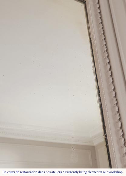 Trumeau de style Louis XVI surmonté d'une couronne de fleur Trumeau de style Louis XVI surmonté d'une couronne de fleur-4