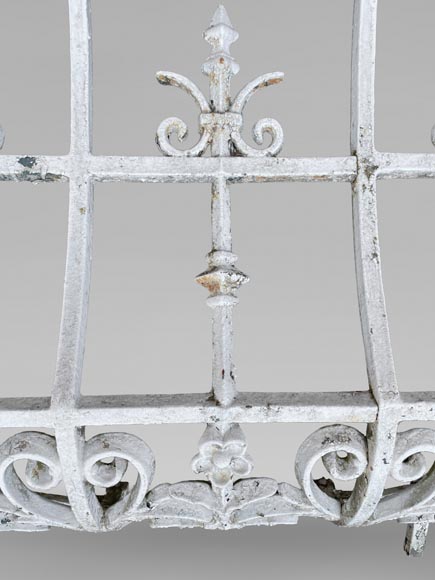 Paire de balcons en fonte de fer, époque Napoléon III Paire de balcons en fonte de fer, époque Napoléon III-3