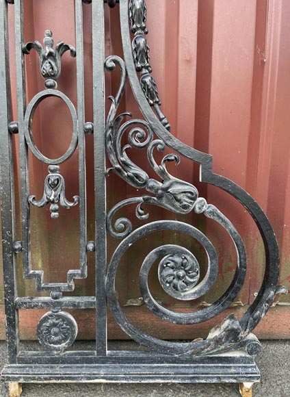 Balcon en fer forgé de style Régence, début du XXᵉ siècle Balcon en fer forgé de style Régence, début du XXᵉ siècle-10