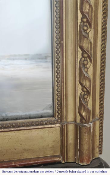 Trumeau doré de style Louis XVI à décor de ruban et perlé Trumeau doré de style Louis XVI à décor de ruban et perlé-4