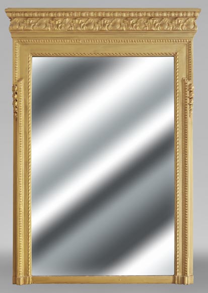 Trumeau de style Louis XVI rehaussé de peinture dorée Trumeau de style Louis XVI rehaussé de peinture dorée-0