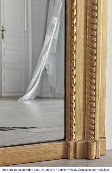 Trumeau de style Louis XVI rehaussé de peinture dorée Trumeau de style Louis XVI rehaussé de peinture dorée-4