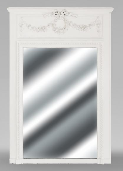 Trumeau de style Louis XVI décoré d'une couronne de fleur Trumeau de style Louis XVI décoré d'une couronne de fleur-0