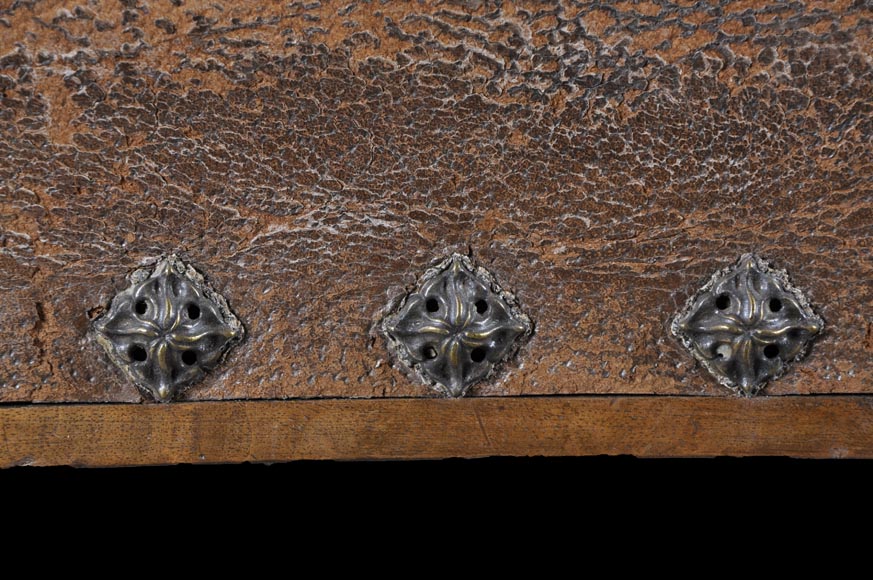 Suite de 12 chaises néo-gothiques présentant quatre types de dossiers ajourés différents Suite de 12 chaises néo-gothiques présentant quatre types de dossiers ajourés différents-8