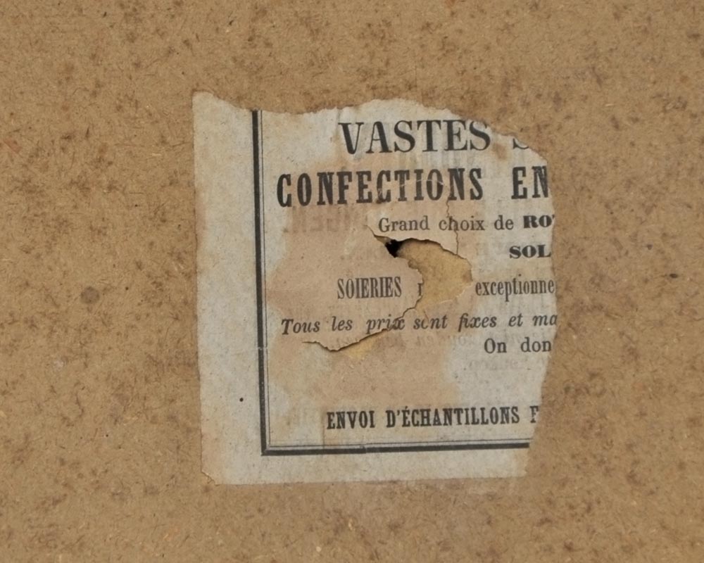 Paire de cadres japonisant en bois noirci à décor de soie brodée Paire de cadres japonisant en bois noirci à décor de soie brodée-11