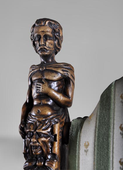 Salle à manger de style Néo-Renaissance en noyer sculpté à décor de grotesques et animaux fantastiques Salle à manger de style Néo-Renaissance en noyer sculpté à décor de grotesques et animaux fantastiques-14