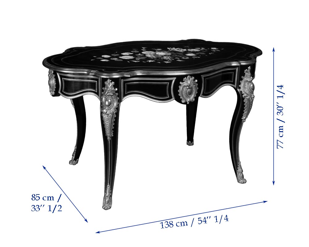 Julien-Nicolas RIVART (1802-1867) - Table de style Louis XV en poirier noirci à décor de marqueterie de porcelaine Julien-Nicolas RIVART (1802-1867) - Table de style Louis XV en poirier noirci à décor de marqueterie de porcelaine-3