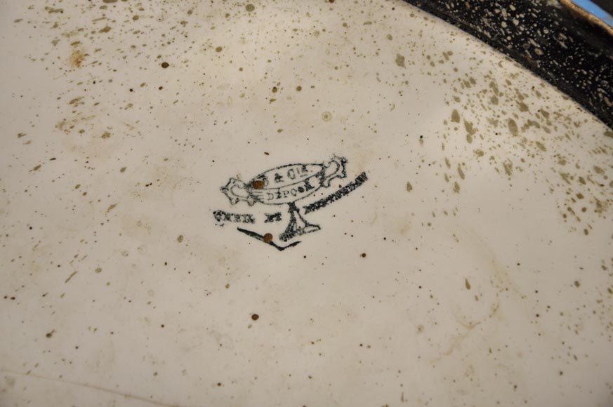 Manufacture de CREIL-MONTEREAU - Belle jardinière à décor de fleurs en faux cloisonné et base en bronze doré et bronze patiné à têtes d'éléphants Manufacture de CREIL-MONTEREAU - Belle jardinière à décor de fleurs en faux cloisonné et base en bronze doré et bronze patiné à têtes d'éléphants-5