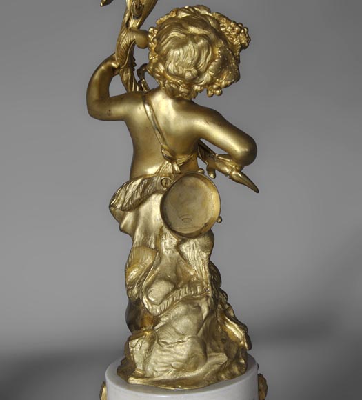 Belle paire de candélabres en marbre Statuaire de Carrare et bronze doré à décor de putti et de roses Belle paire de candélabres en marbre Statuaire de Carrare et bronze doré à décor de putti et de roses-11