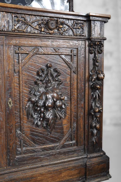 Matthieu (1815-1889) et Willem (1816-1881) HORRIX (attrib. à) Importante salle à manger dans le goût « Forêt Noire ». Matthieu (1815-1889) et Willem (1816-1881) HORRIX (attrib. à) Importante salle à manger dans le goût « Forêt Noire ».-9