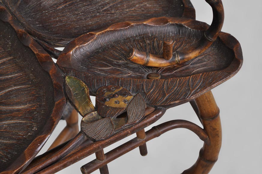 DAÏ NIPPON - Table à thé en bambou à décor gravé et laqué de style japonisant DAÏ NIPPON - Table à thé en bambou à décor gravé et laqué de style japonisant-8