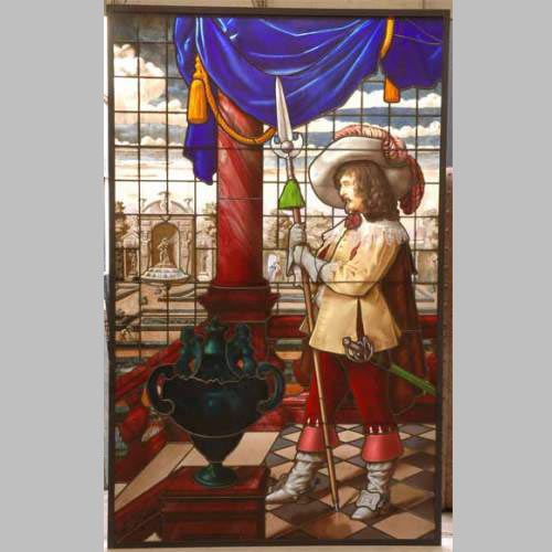 Vitrail au Mousquetaire signé