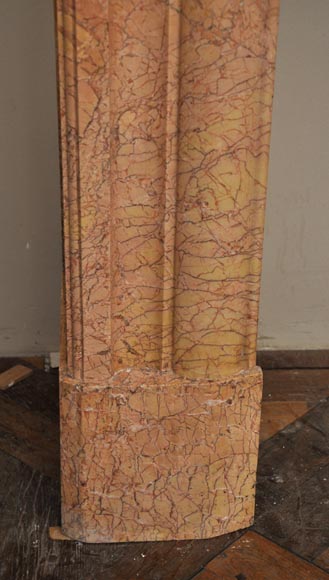 Cheminée ancienne de style Louis XIV en marbre Brocatelle Jaune Cheminée ancienne de style Louis XIV en marbre Brocatelle Jaune-6