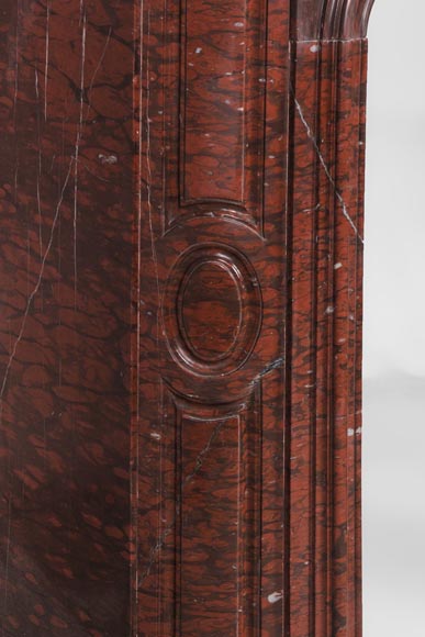 Cheminée ancienne de style Louis XV en marbre Rouge Griotte Cheminée ancienne de style Louis XV en marbre Rouge Griotte-6