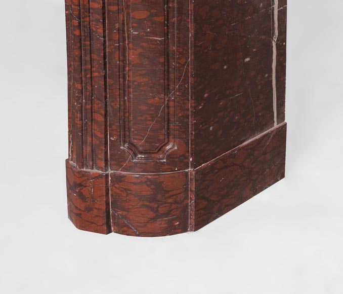 Cheminée ancienne de style Louis XV en marbre Rouge Griotte Cheminée ancienne de style Louis XV en marbre Rouge Griotte-10