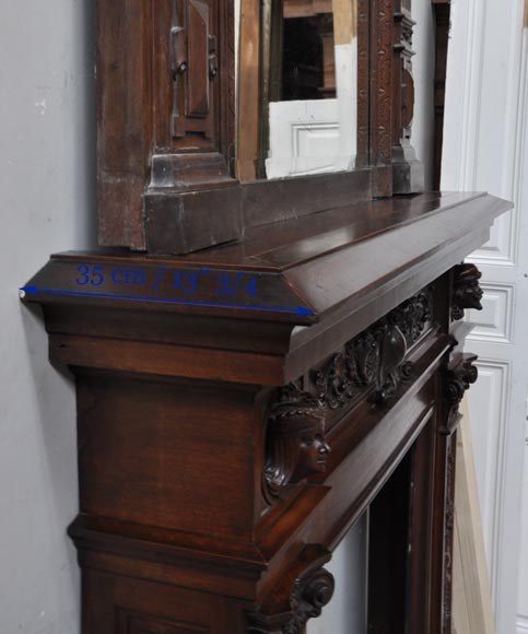 Cheminée de style Neo-Renaissance en bois de noyer sculpté Cheminée de style Neo-Renaissance en bois de noyer sculpté-15