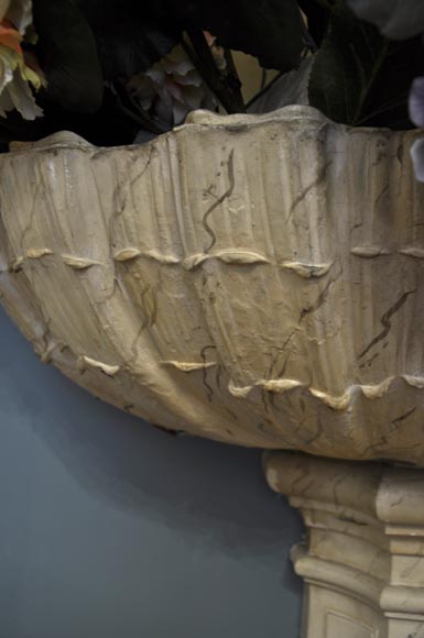 Belle fontaine d'intérieur avec son panneau de boiserie et toile peinte d'une nature morte Belle fontaine d'intérieur avec son panneau de boiserie et toile peinte d'une nature morte-4