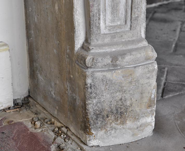 Bel élément de boiserie de style Louis XV avec cheminée en pierre du XVIIIè siècle Bel élément de boiserie de style Louis XV avec cheminée en pierre du XVIIIè siècle-17